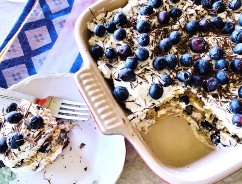 No-Bake Blueberry Icebox Cake with Shaved Dark Chocolate – Recipe!
