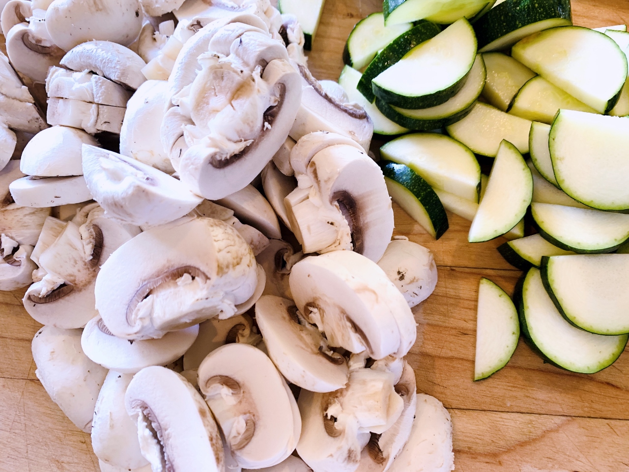 Zucchini, Mushroom & Cheddar Frittata – Recipe! Image 3
