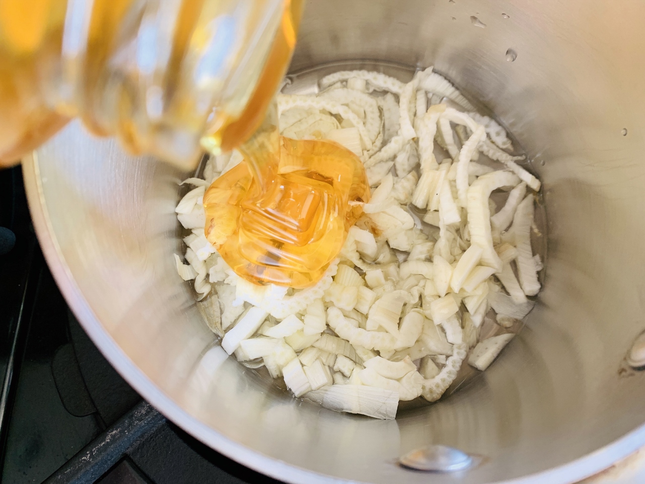 Honey-Lemon Fennel & Date Compote – Recipe! Image 3