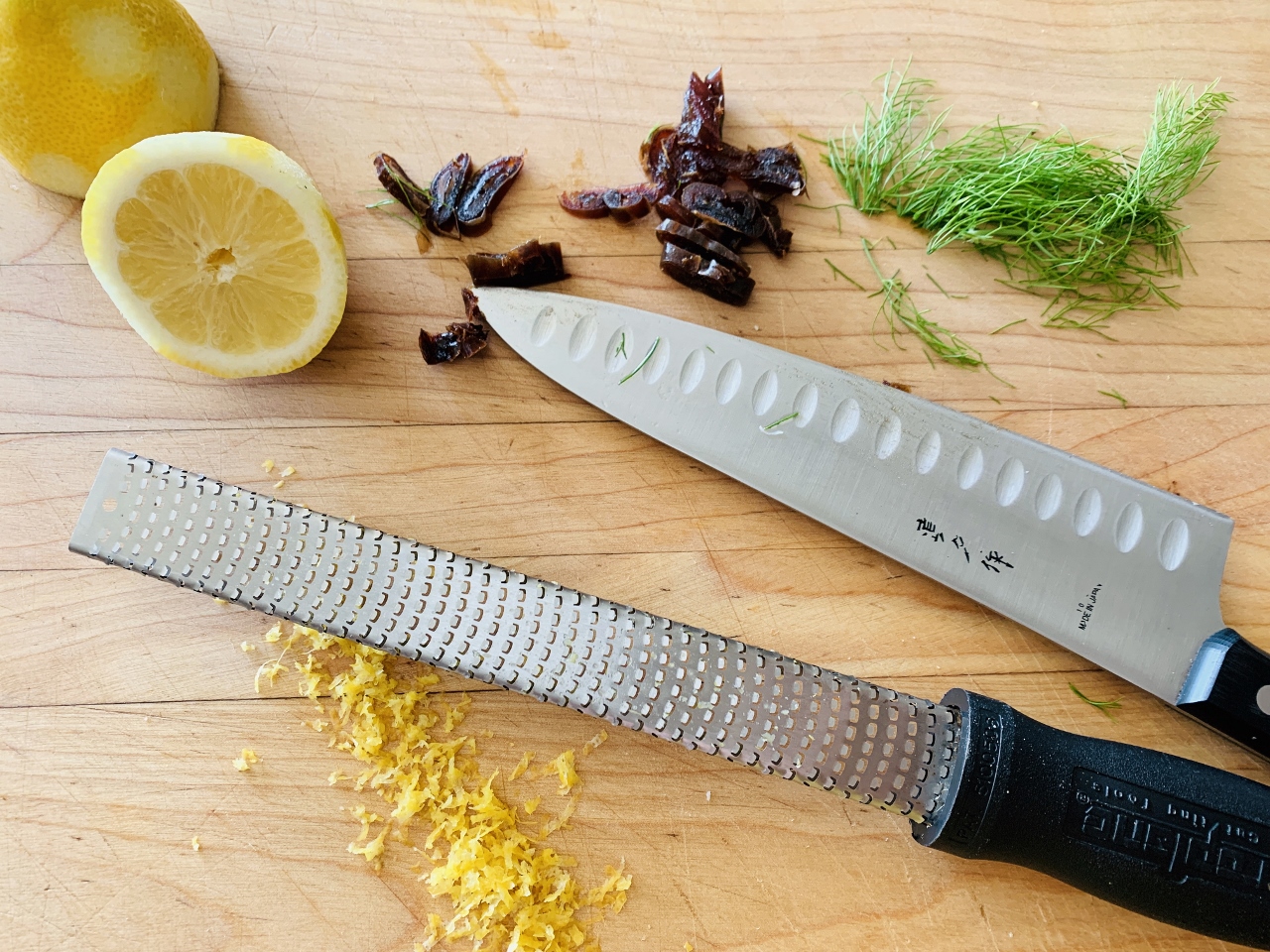 Honey-Lemon Fennel & Date Compote – Recipe! Image 4