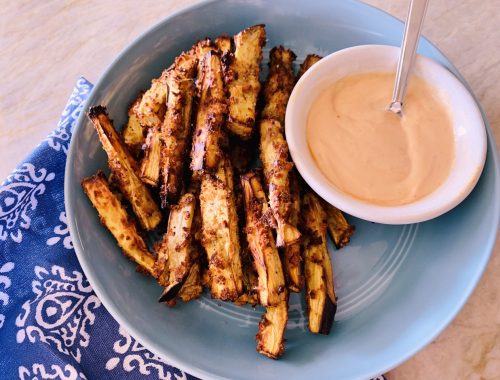 Baked Eggplant Fries with Sriracha Mayo – Recipe!