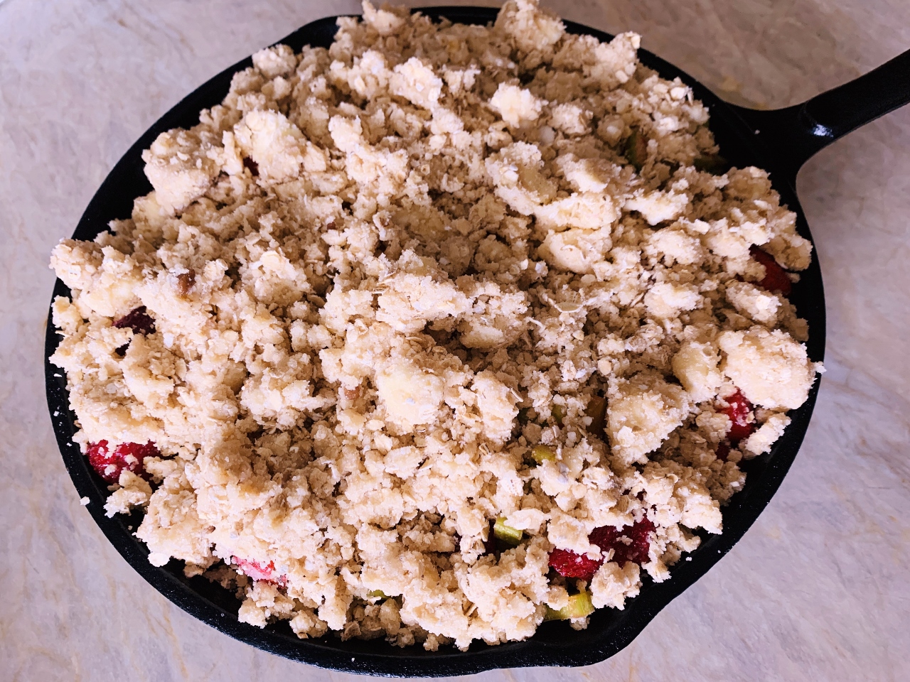 Strawberry Rhubarb Crisp on the Grill 042 (1280x960) Live. Love