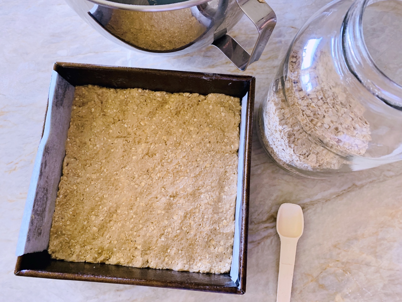 Oatmeal Cookie Crust Lemon Bars – Recipe! Image 3