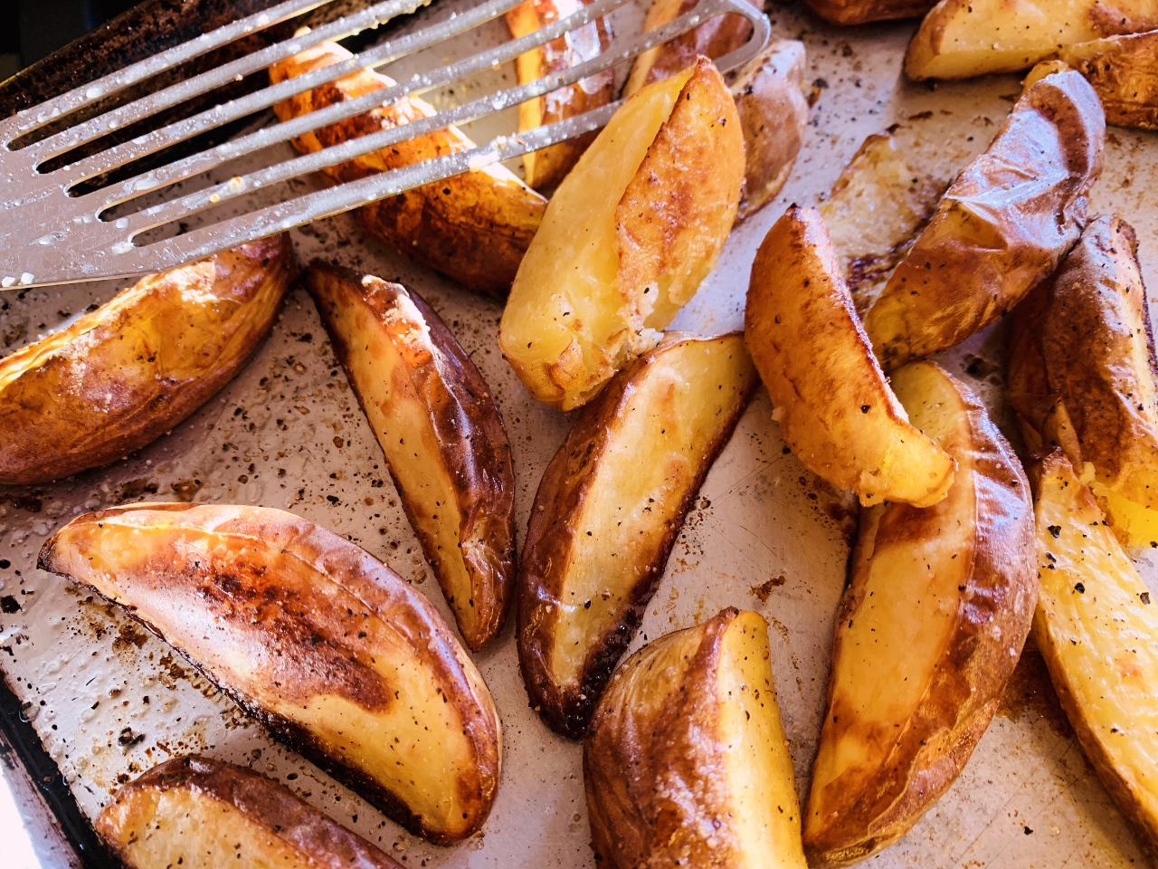 Roasted New Potato Wedges with Smoky Aioli – Recipe! Image 3