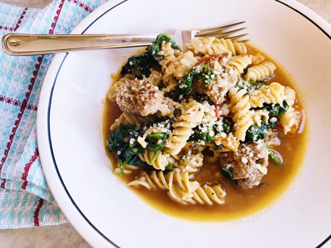 Quick Turkey Meatball Pasta with Tomatoes & Spinach 040 (1280x960