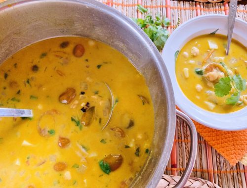 10 Soup Recipes That Will Keep You Warm & Cozy This Weekend!