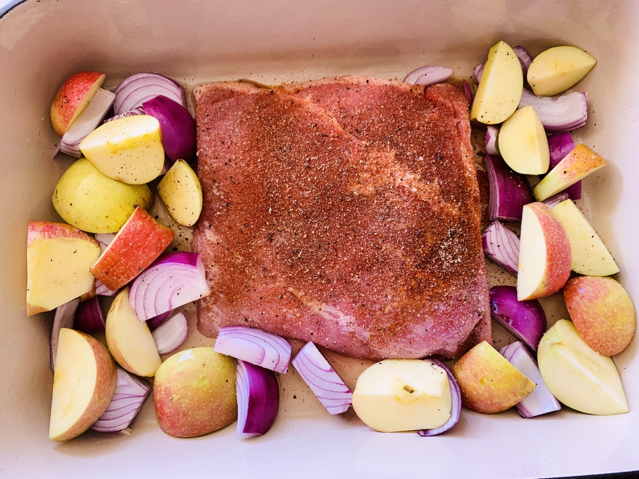 Slow-Roasted Pork Brisket with Onions & Apples – Recipe! Image 3