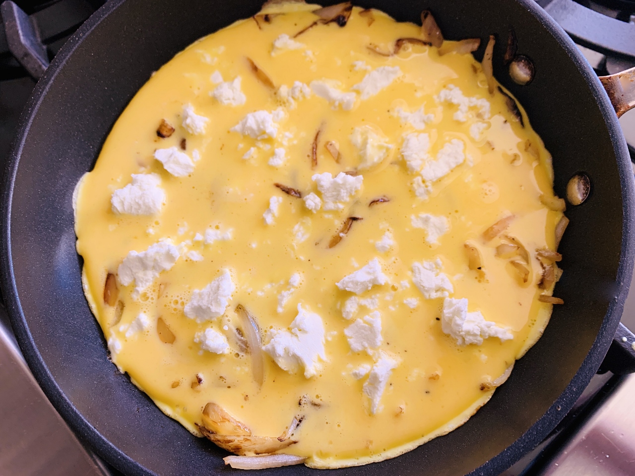 Herby Caramelized Onion & Goat Cheese Frittata – Recipe! Image 5