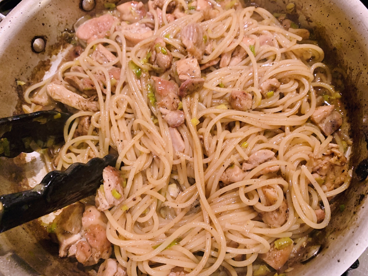 Caramelized Chicken & Green Garlic Pasta – Recipe! Image 7