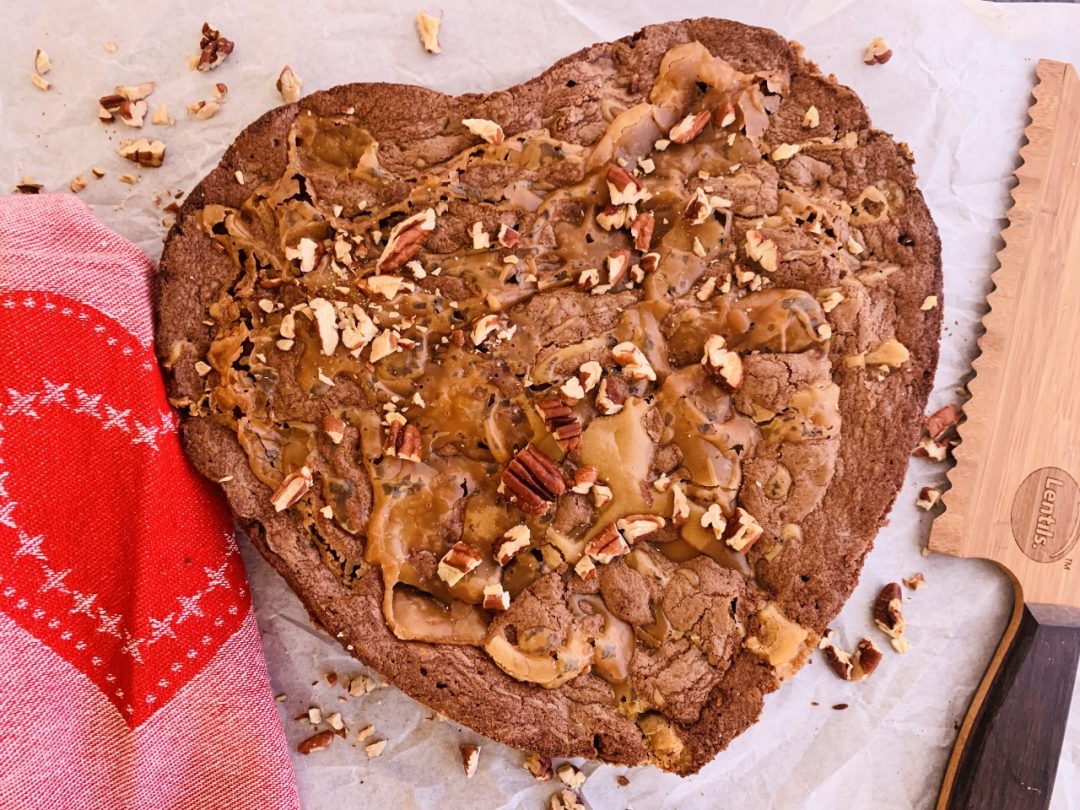 Pecan Praline Heart-Shaped Brownie – Recipe! Image 1