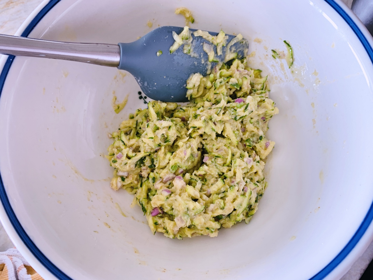 Gluten-Free Zucchini Fritters with Chive Sour Cream – Recipe! Image 4
