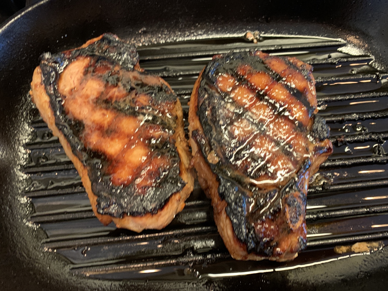 Grilled Marinated & Sauced Pork Chops with Garlicky Spinach – Recipe! Image 4