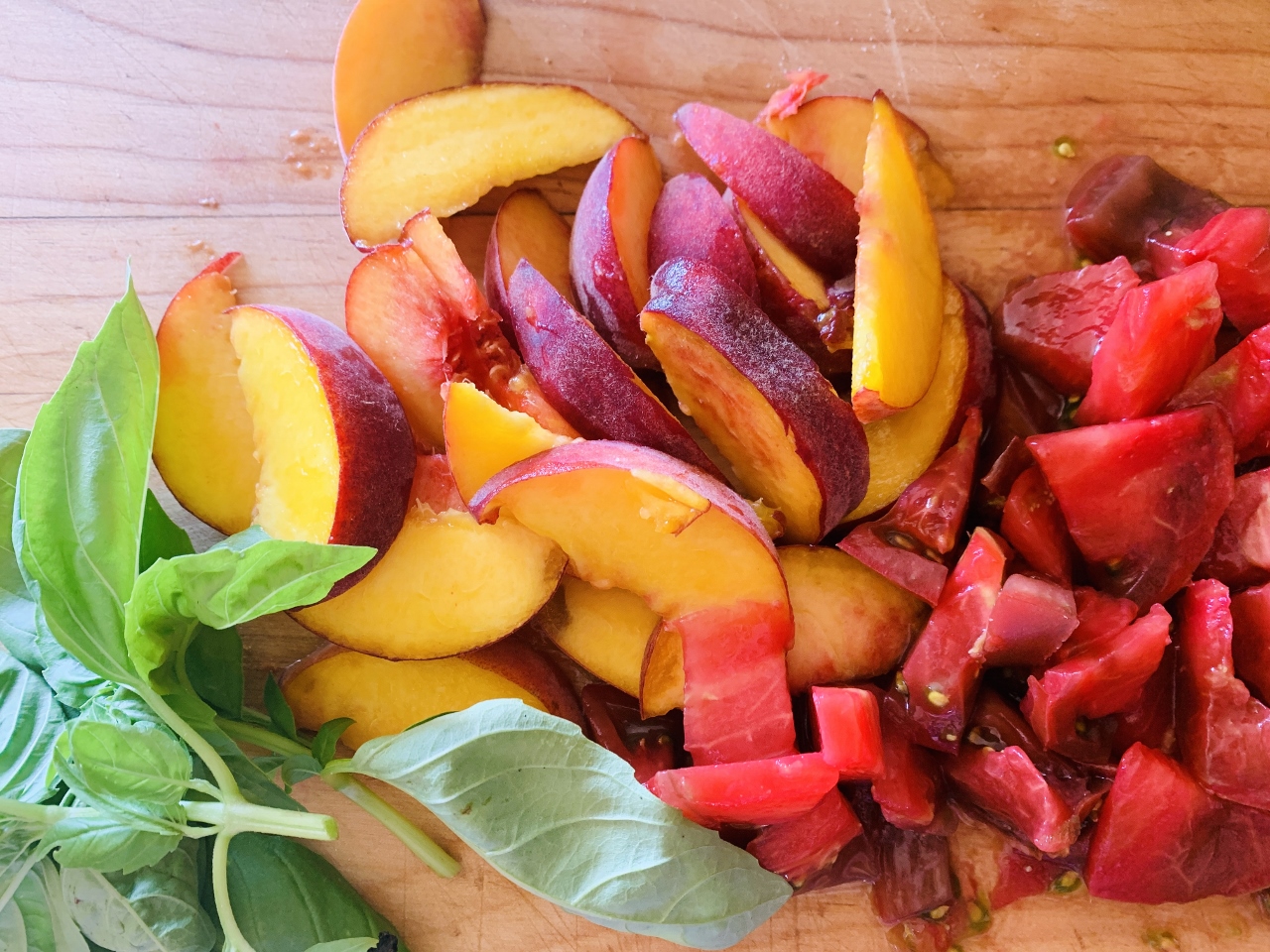Panzanella Salad with Peaches, Tomatoes & Basil – Recipe! Image 3
