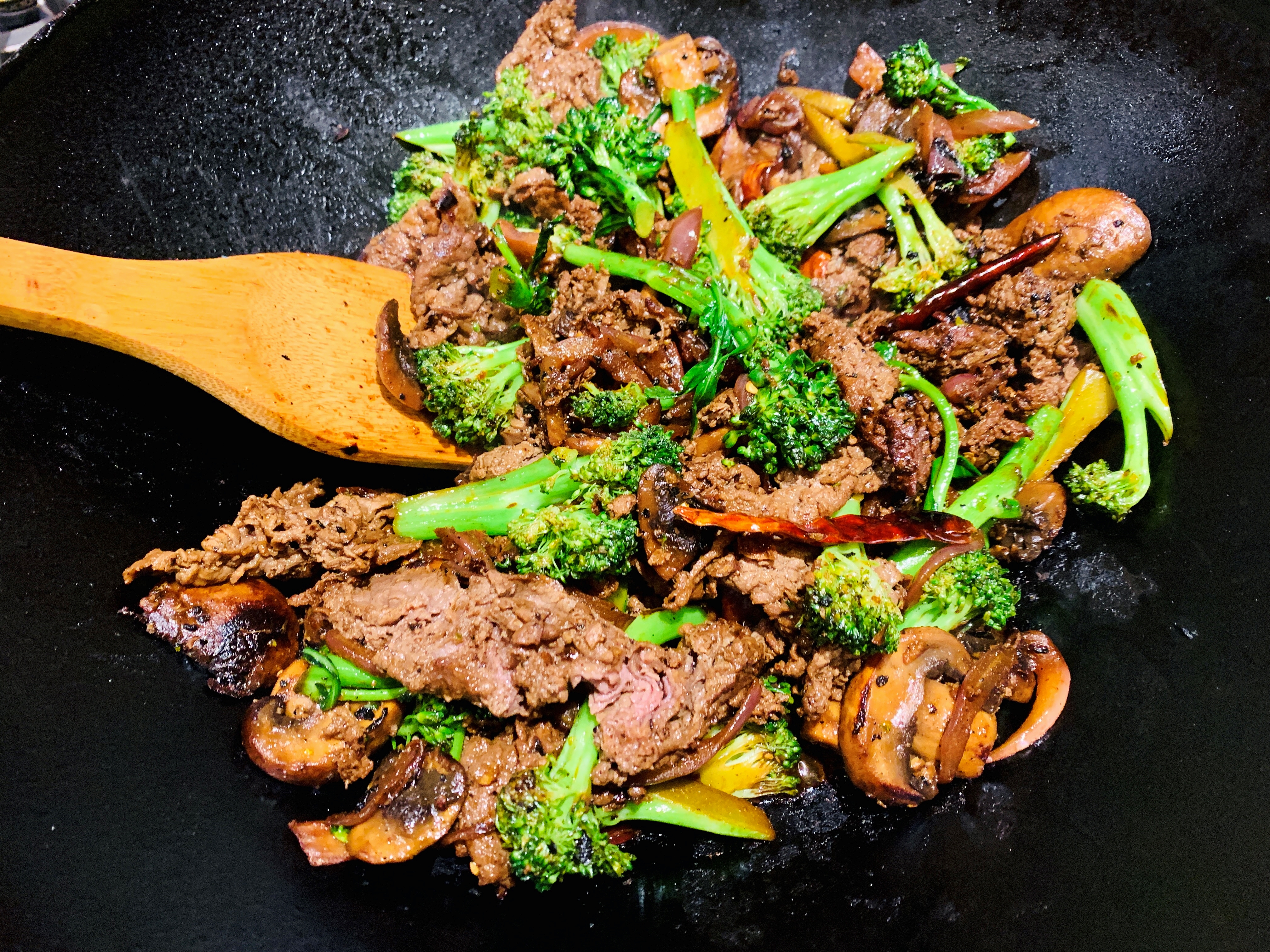 Fiery Beef and Broccoli with Mushrooms – Recipe! Image 5