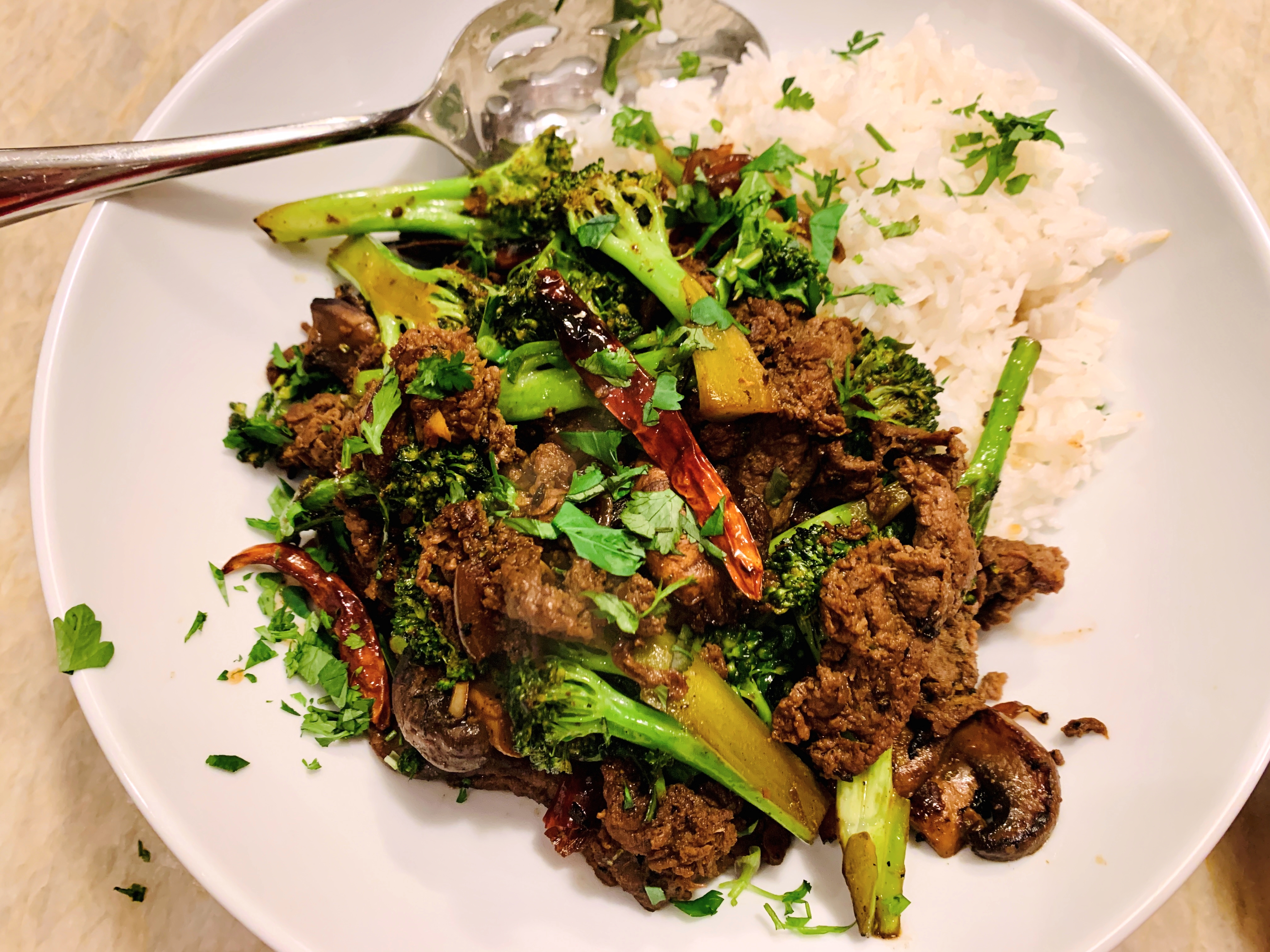 Fiery Beef and Broccoli with Mushrooms – Recipe! Image 2