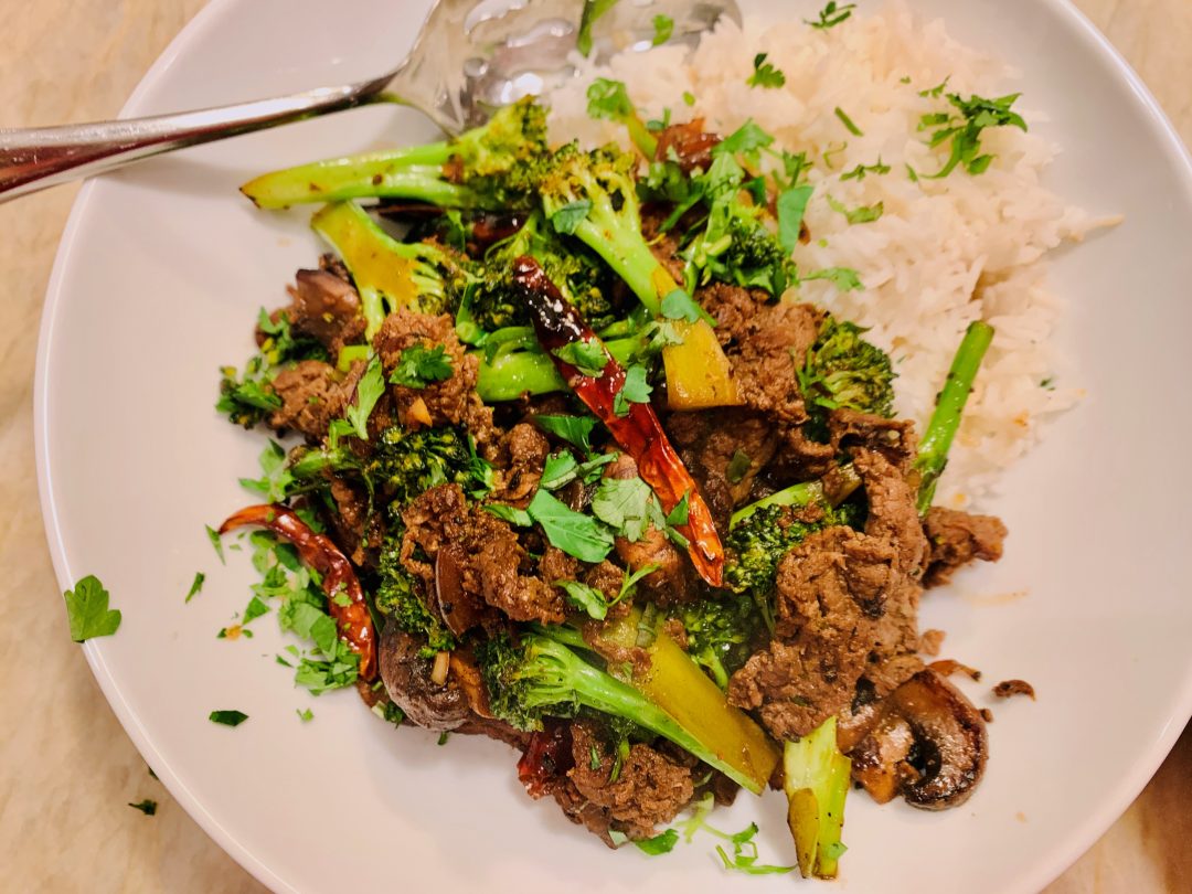 Fiery Beef and Broccoli with Mushrooms – Recipe! Image 1