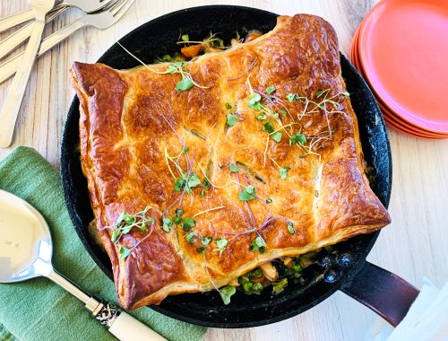 Chicken and Spinach Skillet Pot Pie – Recipe!