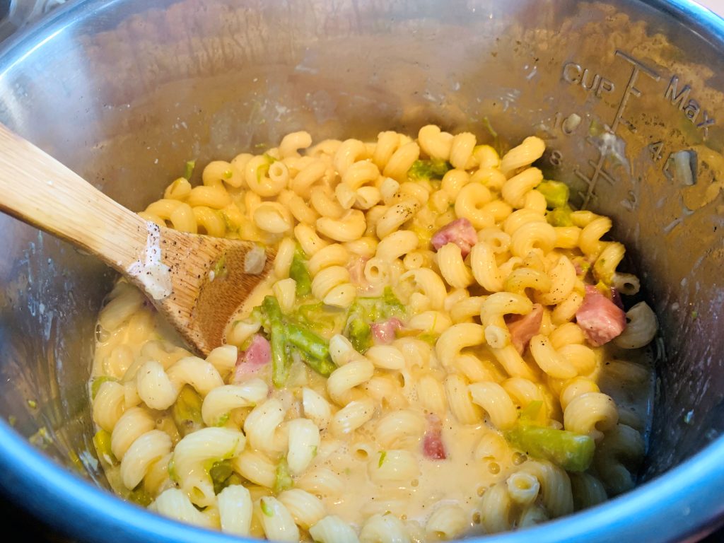 Instant Pot Creamy Goat Cheese, Ham and Asparagus Cavatappi Recipe