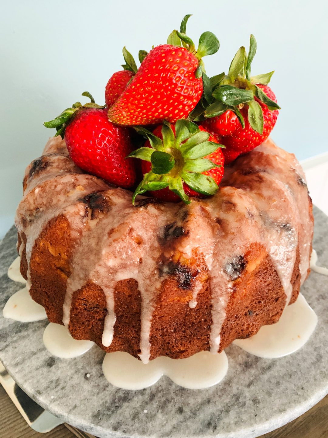 Fresh Strawberry Lemon Bundt Cake with Crunch Glaze – Recipe! Image 1