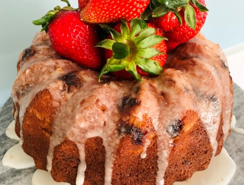 Fresh Strawberry Lemon Bundt Cake with Crunch Glaze – Recipe!