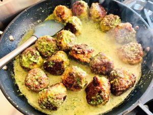 05-22 Turkey-Meatballs-with-Arugula-Pesto-058-1280×960 Image 1