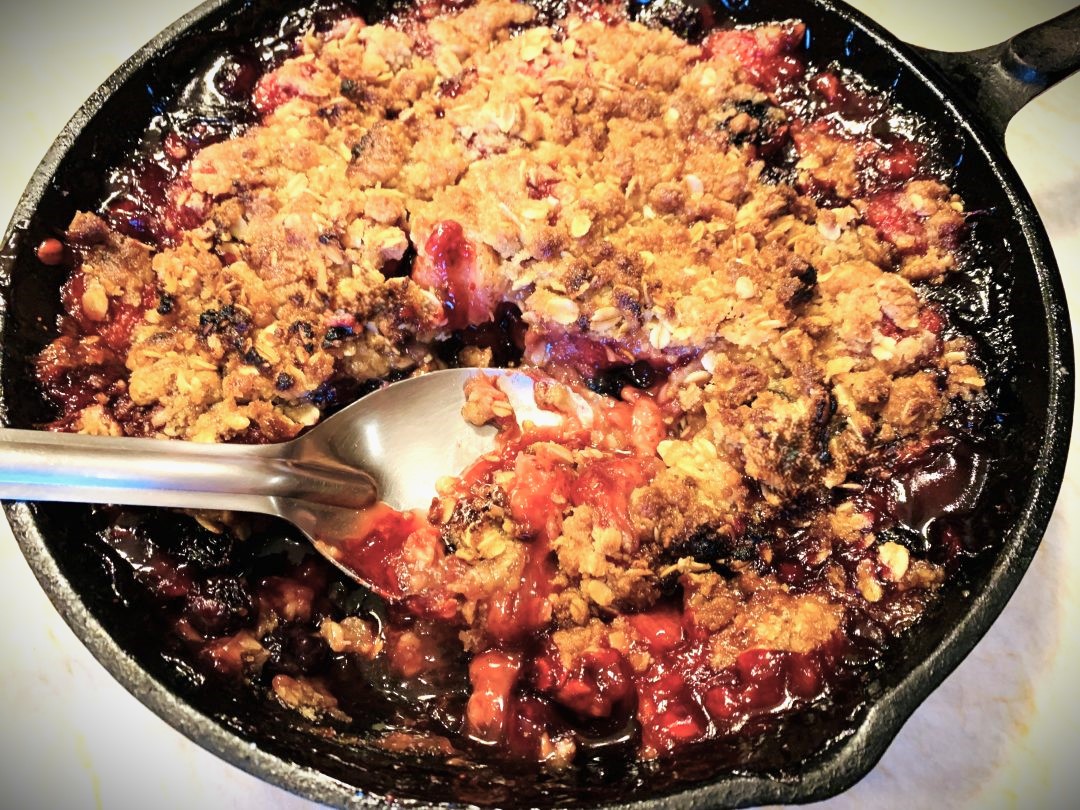 Skillet Mixed Berry Oatmeal Crisp – Recipe! Image 1