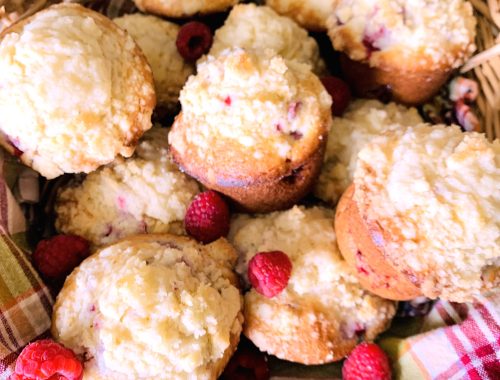Raspberry Streusel Muffins – Recipe!