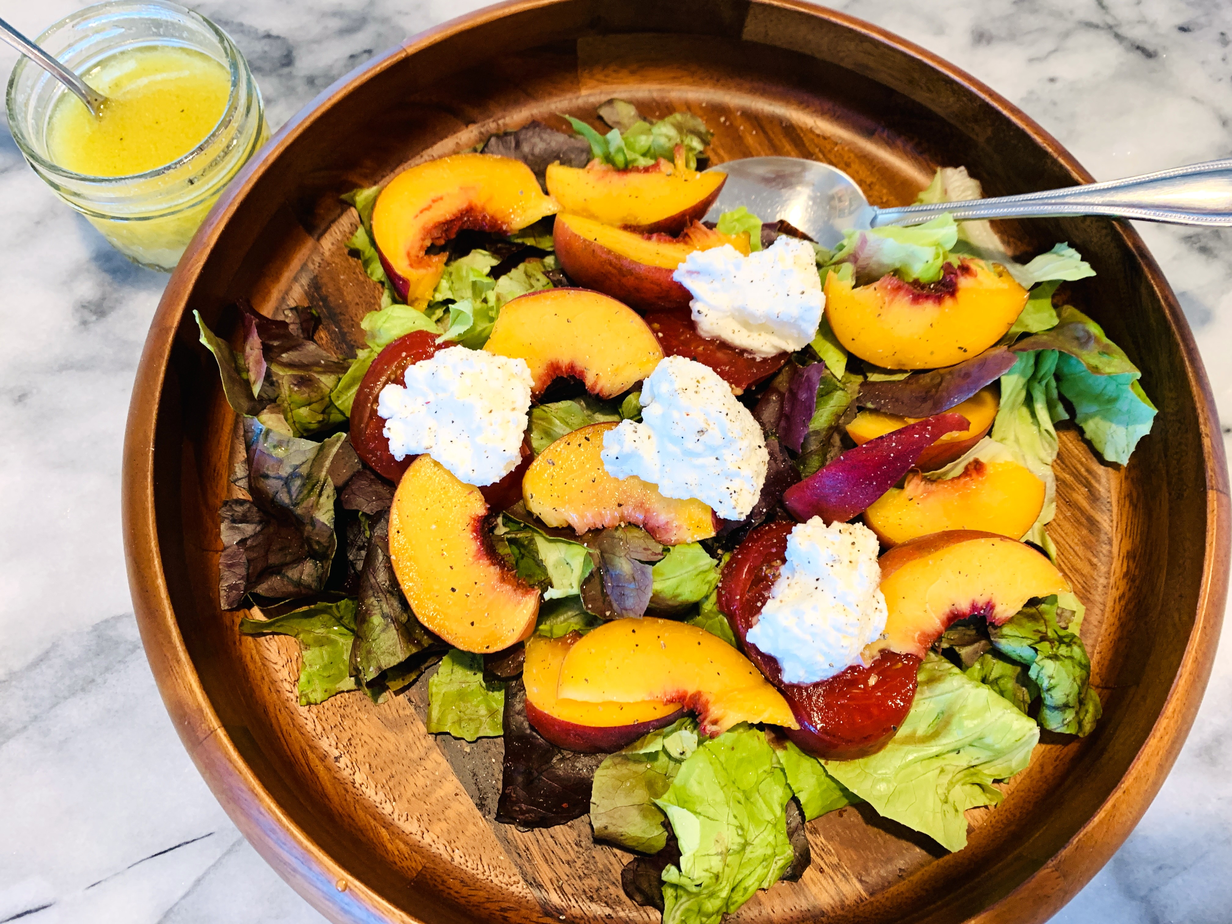 Fresh Peach, Tomato and Ricotta Salad with Lemon Vinaigrette – Recipe! Image 2