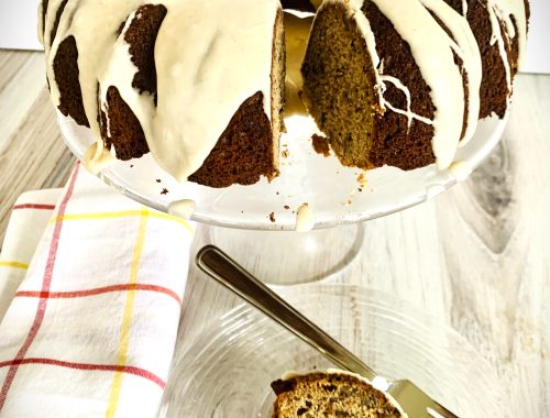Apple Cinnamon Pecan Bundt Cake with Brown Butter Glaze – Recipe!