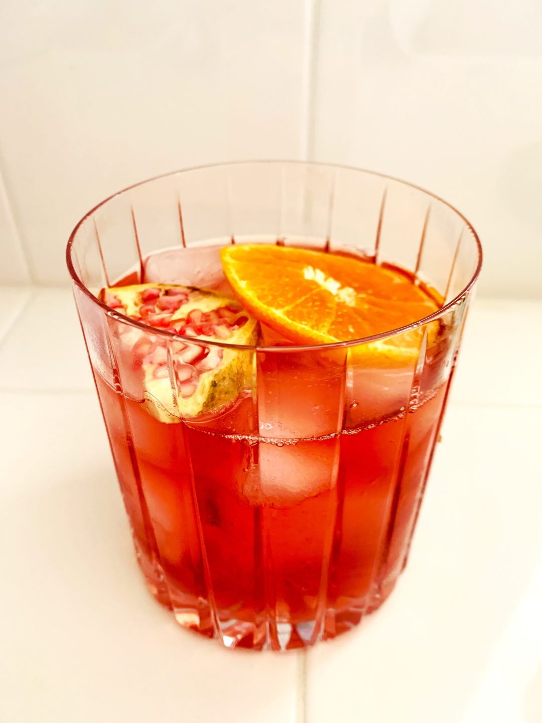 Pomegranate Orange Gin & Tonic Recipe! Live. Love. Laugh. Food.