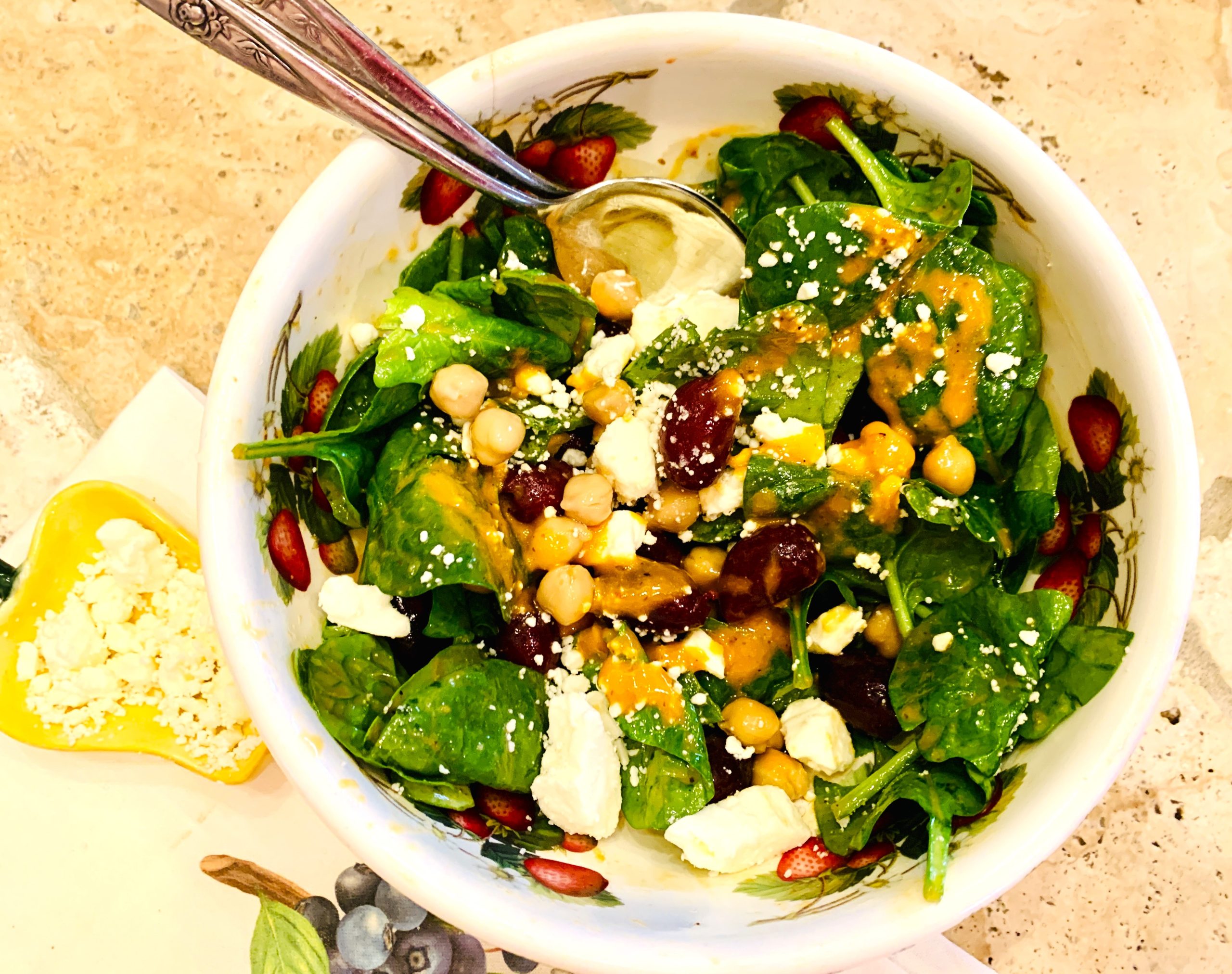 Mediterranean Spinach Salad with Roasted Red Pepper Vinaigrette – Recipe! Image 3