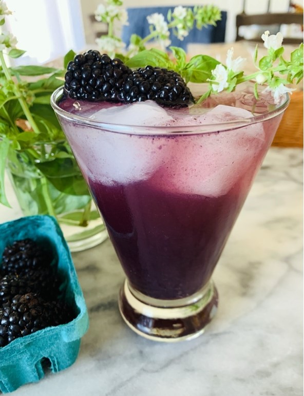 Blackberry Basil Mojito – Recipe! Image 2