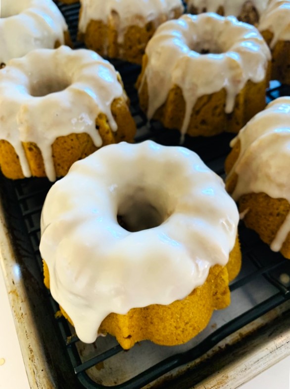 Maple Frosted Mini Pumpkin Bundt Cakes – Recipe! Image 2