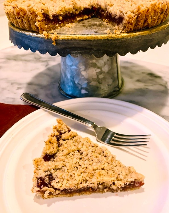 5-Ingredient Raspberry Walnut Crumb Tart – Recipe! Image 1