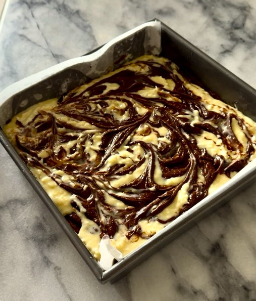 Macaroon Brownies – Recipe! Image 3
