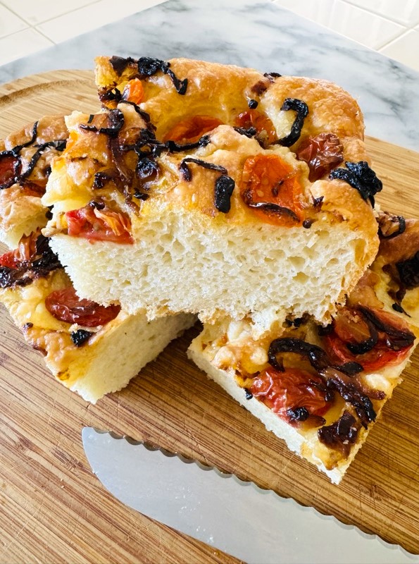 Homemade Focaccia with Cherry Tomatoes and Caramelized Shallots – Recipe! Image 3