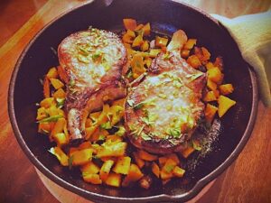 09-24 Skillet-Spiced-Pork-Chops-Butternut-Squash-110-640×480-1 Image 1