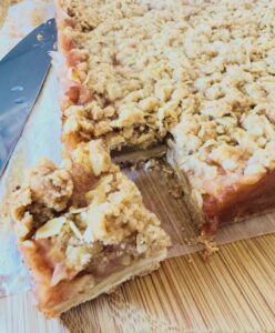 10-25 Apple Pie Streusel Bars 002 Image 1