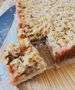 10-25 Apple Pie Streusel Bars 002 Image 1