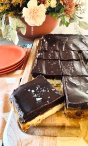 10-25 Salted Twixy Shortbread Bars 003 Image 1