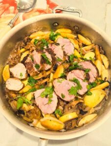 10-25 Seared Pork Tenderloin with Wild Mushrooms and Apples 003 Image 1