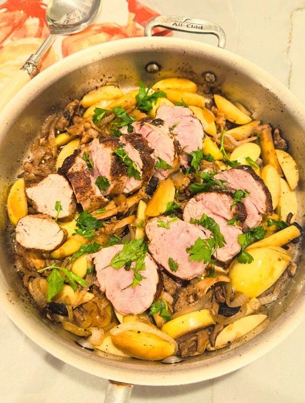 Seared Pork Tenderloin with Wild Mushrooms and Apples Recipe Image 1