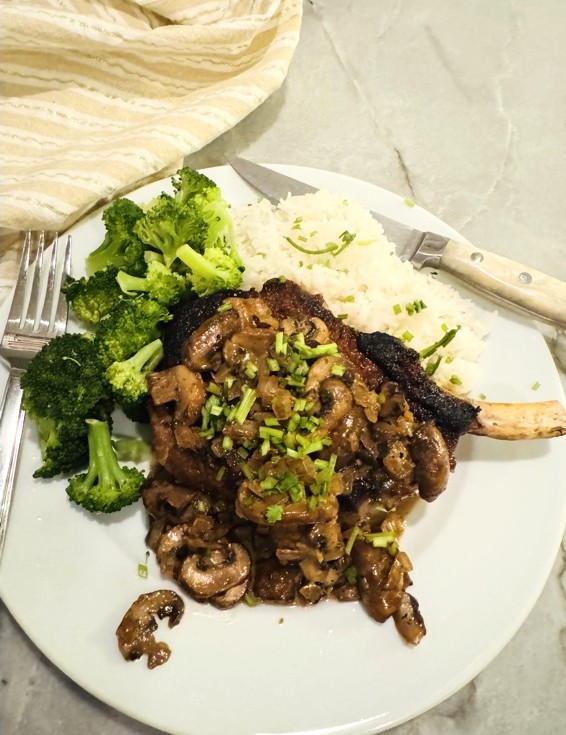 Seared Pork Chops with a Creamy Brandy Mushroom Sauce Recipe Image 2